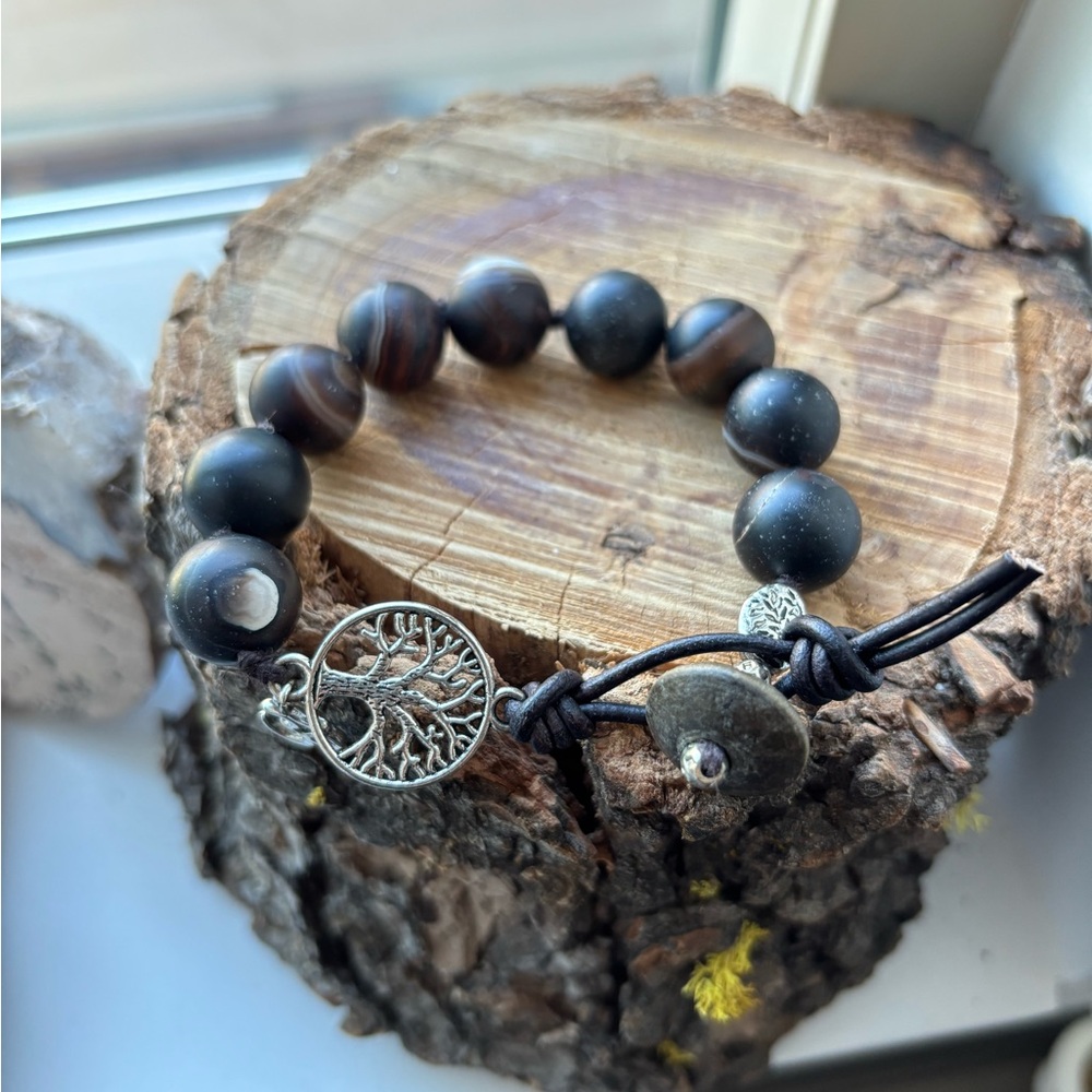 Handmade | Unisex Black Banded Onyx Gemstone Ohm Tree Charm Bracelet